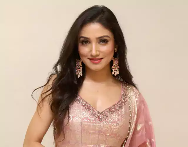 Donal Bisht Pictures